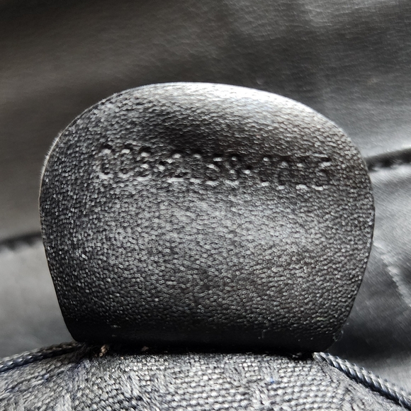 Gucci Black Leather Backpack with Bamboo Accents - Picture 7 of 9